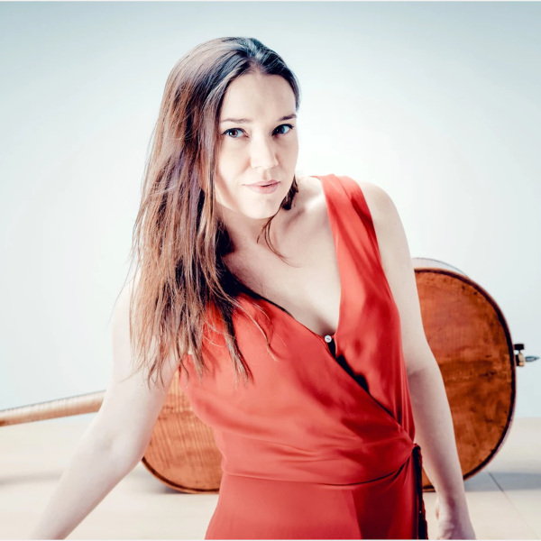 Vashti Hunter – violoncello
