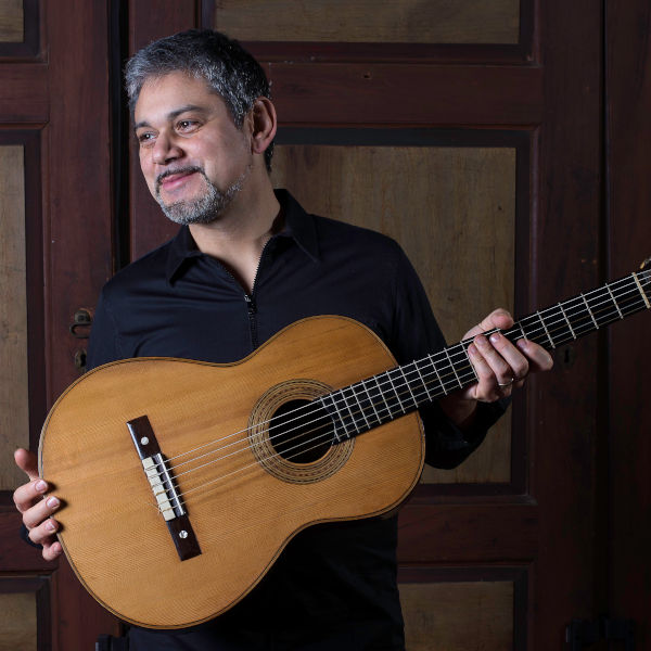 Luigi Attademo - chitarra