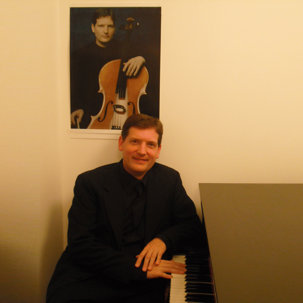 Stefano Guarino – cello and piano