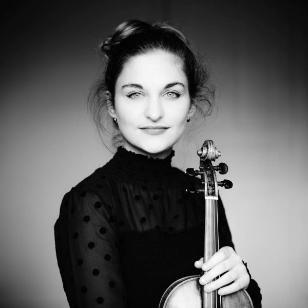 Alexandra Soumm – violino
